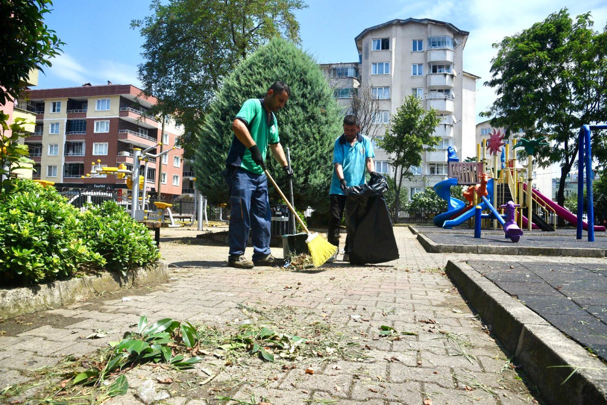 PARK VE BAHÇELER TEMİZLENİYOR GİRESUN GÜZELLEŞİYOR